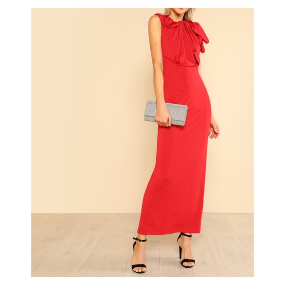 Red Statement Bow Sheath Maxi Dress - Picture 5 of 5